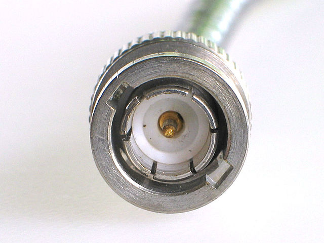 Photo d'un connecteur BNC